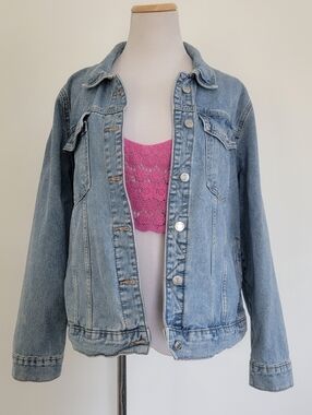 Casual Designs 100% Cotton Distressed Denim Blue Jean Jacket Size 2XL Women’s